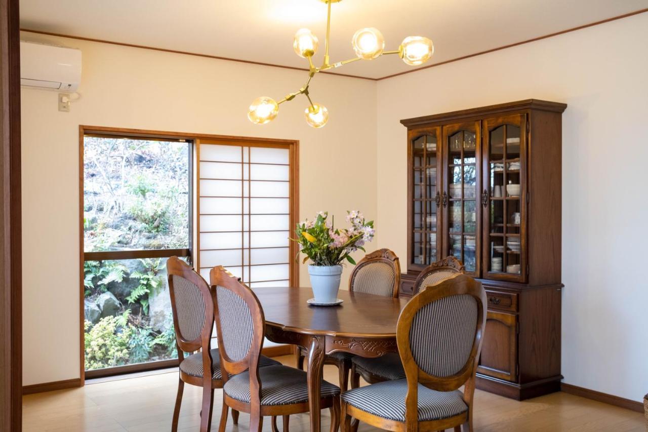 伊豆高原 温泉付別荘 Isana Mountain Villa Futo Dış mekan fotoğraf